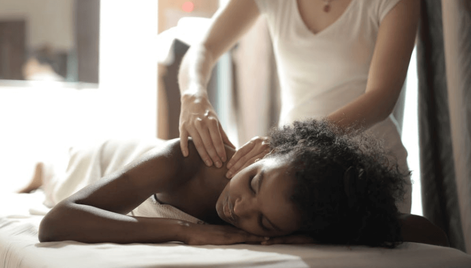 Shoulder Massage 1 Shoulder Massage 1